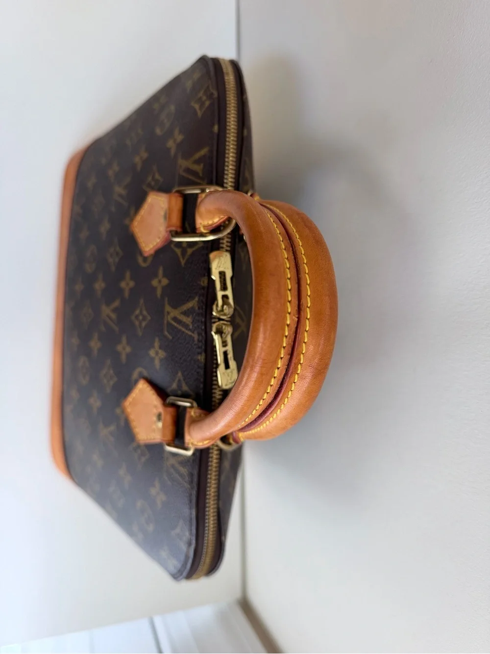 Louis Vuitton authentic louis
